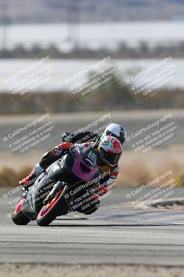 media/Nov-16-2025-Race Pace (Sun) [[8c5fa54630]]/Non Verified Riders (1st 20 Minutes)/1-Turn 14 (10am)/